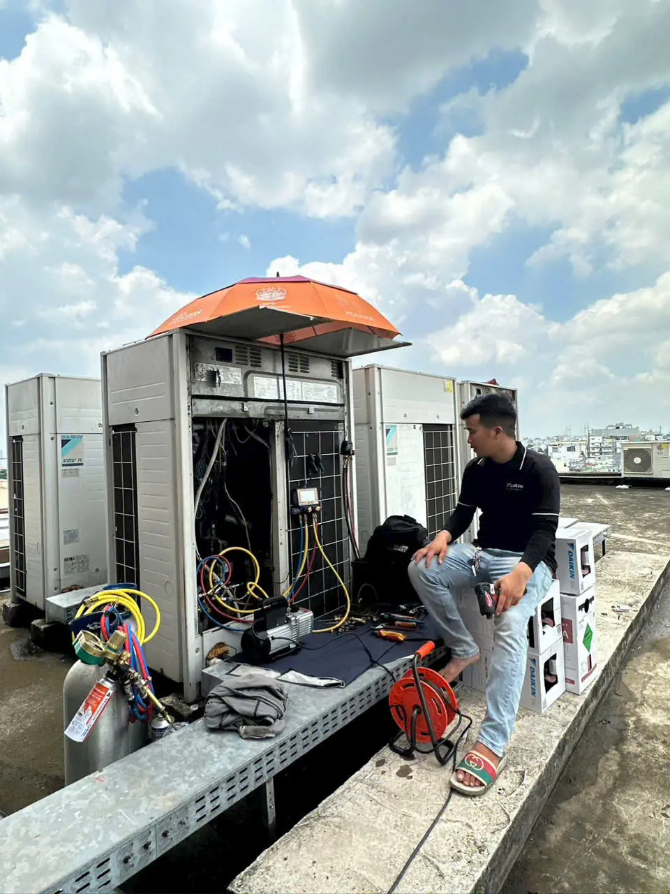 Điều H&ograve;a Trung T&acirc;m VRV &ndash; Dịch Vụ Sửa Chữa, Vệ Sinh, Bảo Tr&igrave; Chuy&ecirc;n Nghiệp Tại TP.HCM