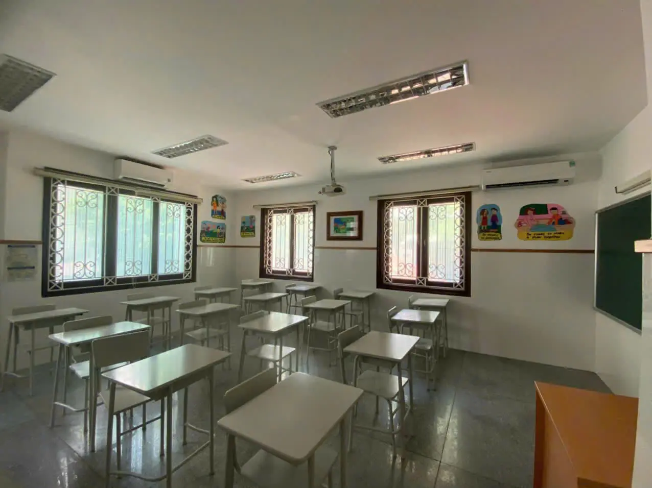 sửa m&aacute;y lạnh &acirc;m trần quận 7